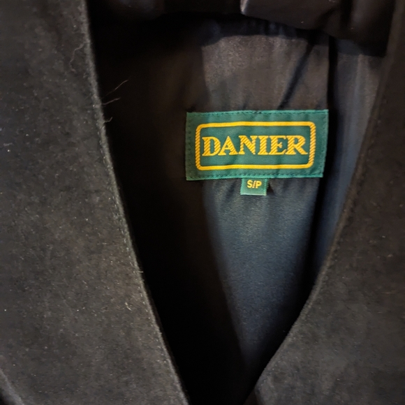 Women's Danier coat - Picture 2 of 3